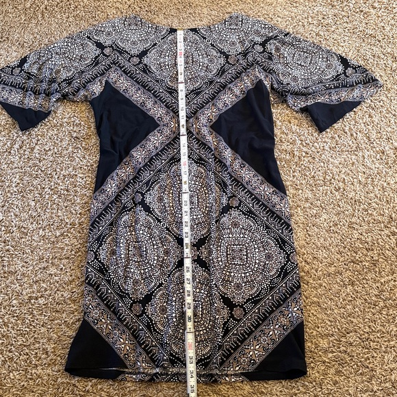 😎Bundle London Times Floral Patterned Dresses💃🏻 - Picture 7 of 10